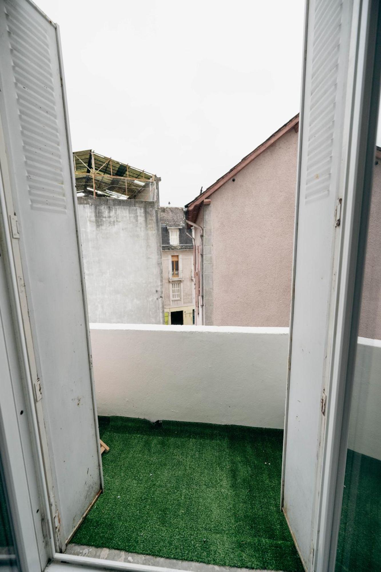 Verdant Oasis - Proche Du Centre - Wifi Gratuit - Parking A Proximite Lourdes Bagian luar foto